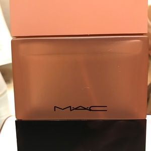 MAC Creme D'Nude Shadescents